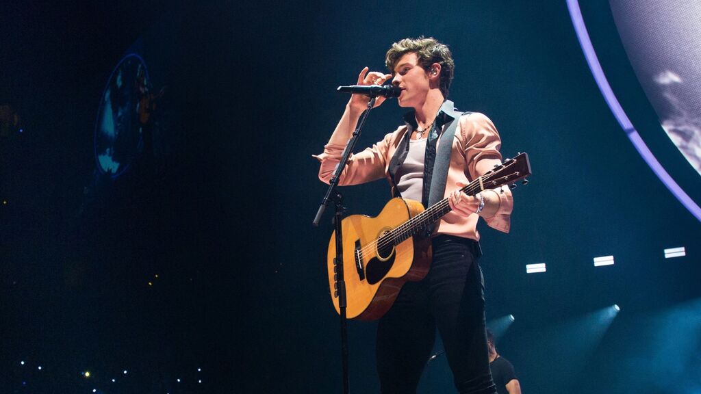 SHAWN MENDES
